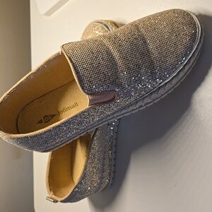 Oli Gold Textured Slip-Ons